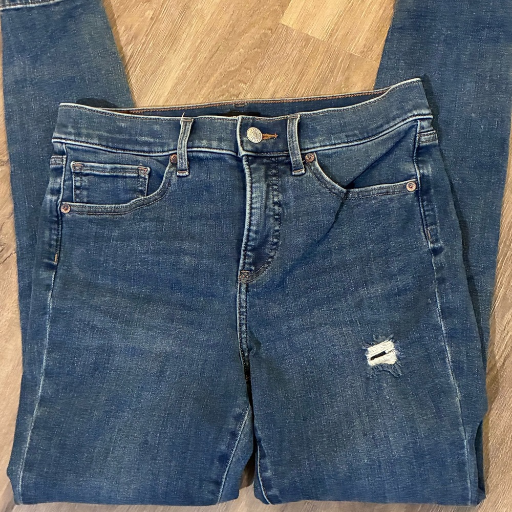 Express Distressed Mid Rise 4 way hyper stretch Jeans 4R